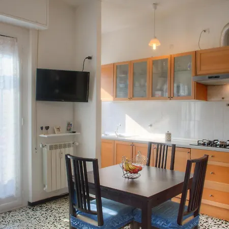 A Gonfie Vele Ac E Wifi Apartment Vado Ligure Exterior photo